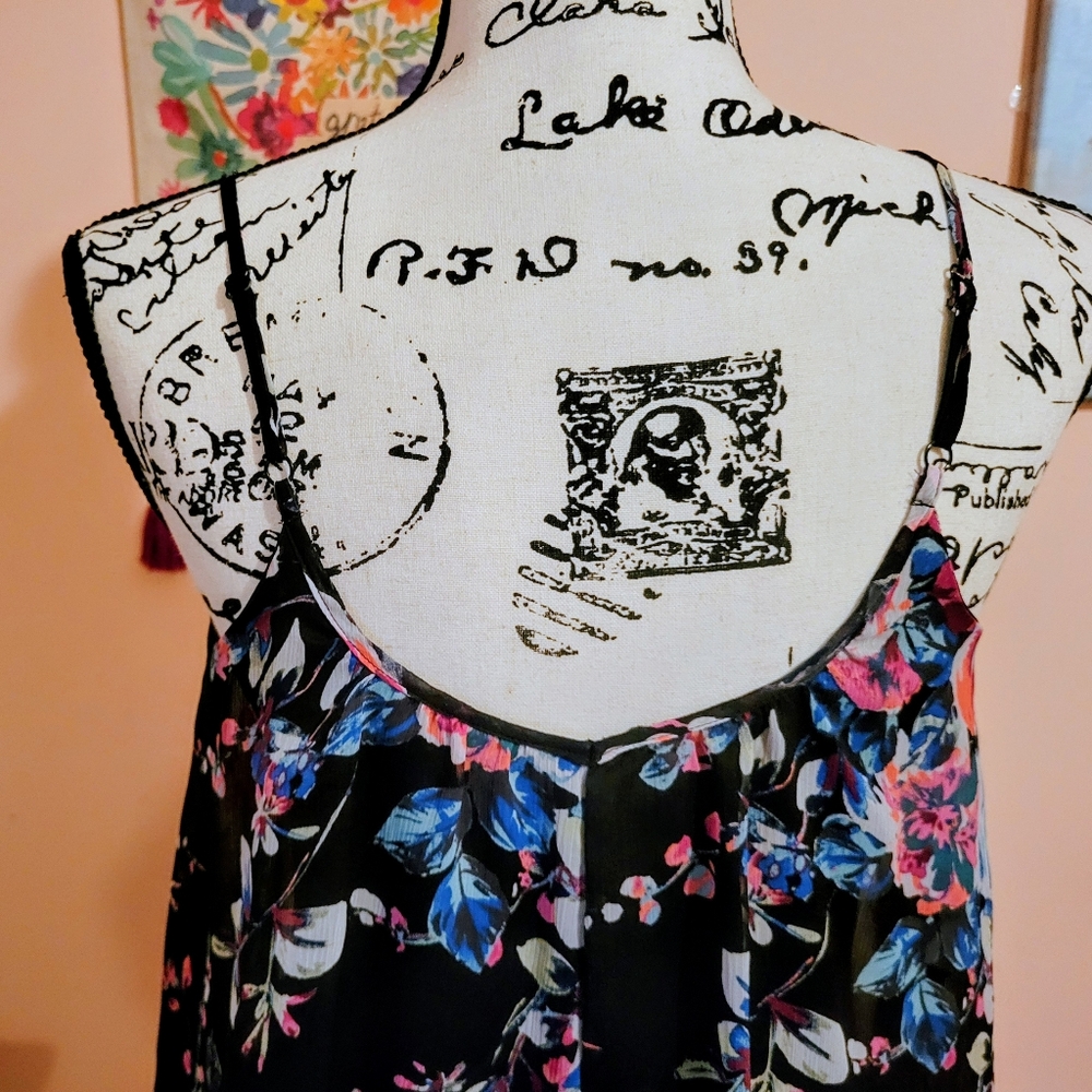 Express Boho Chic Floral Pleated Top, Chiffon, Romantic, XS, Flowy, EUC - Picture 11 of 14